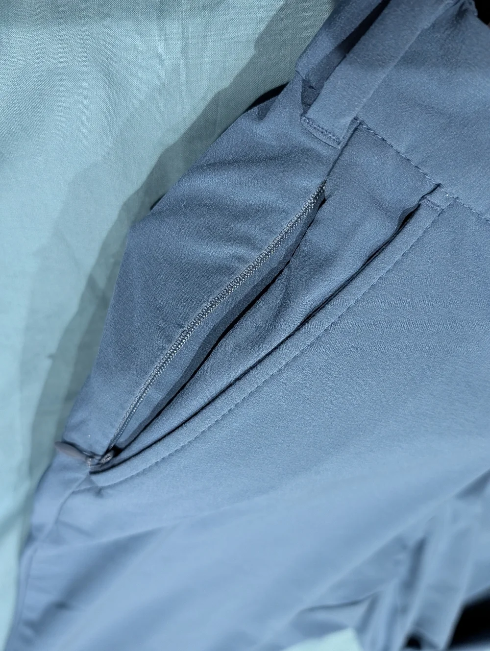 Mizzen+Main Helmsman Slim Joggers Blue 30W Golf Performance Pants Stretch Travel - Picture 12 of 15